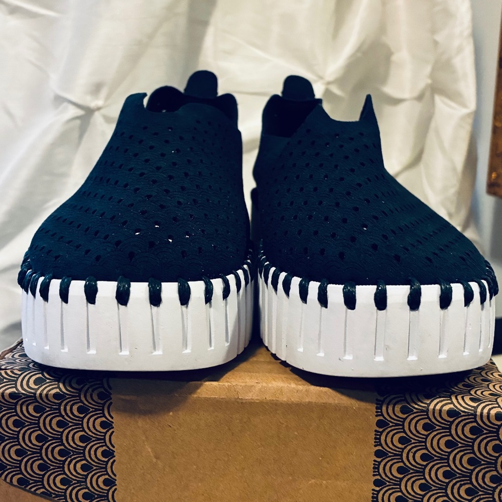 NWT Danish 1.5” Platform Blue Slip Ons - Picture 10 of 16
